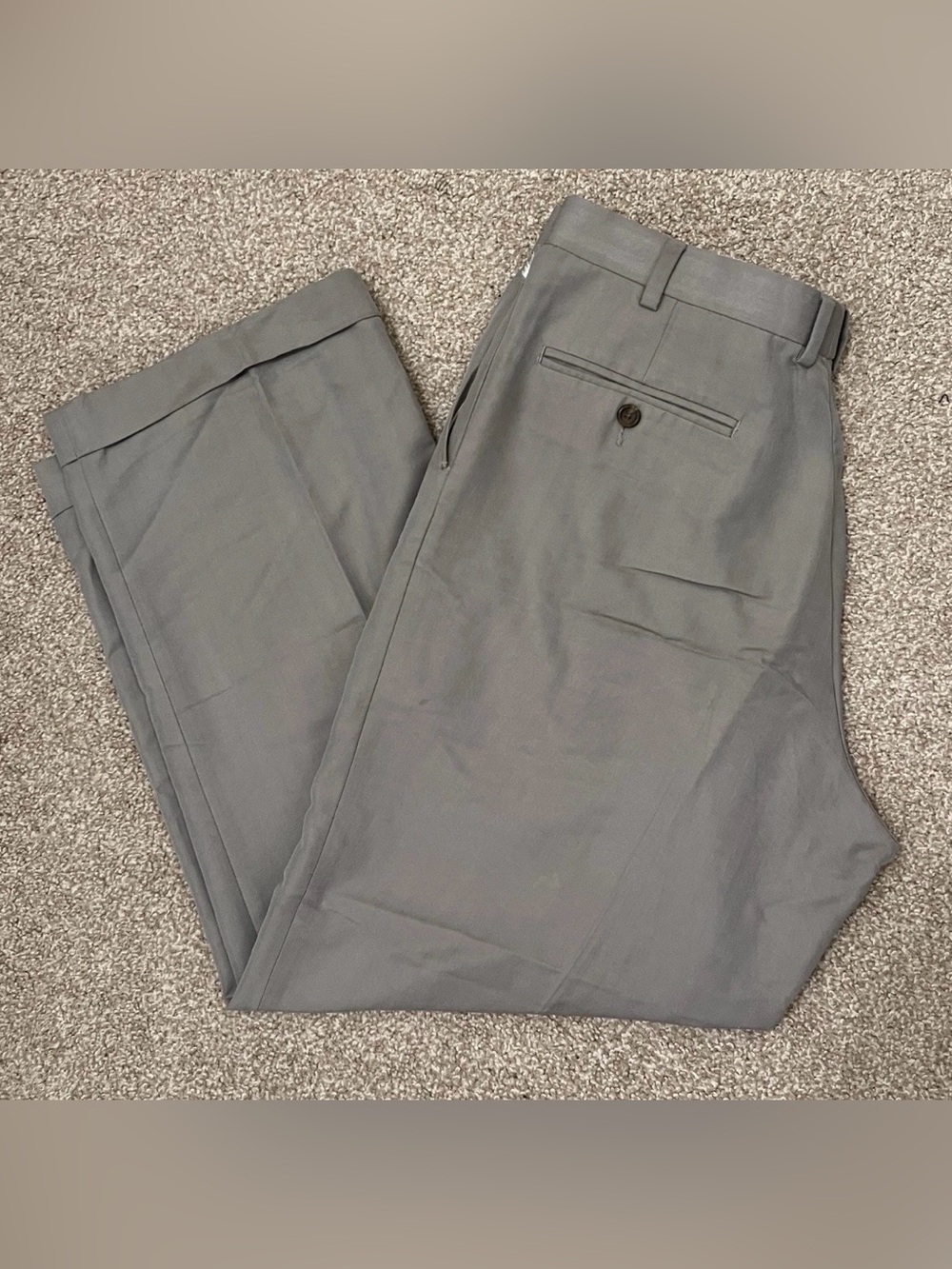 Chaps Men's Classic Grey Dress Pants Size 32 x 30 *See images & description *